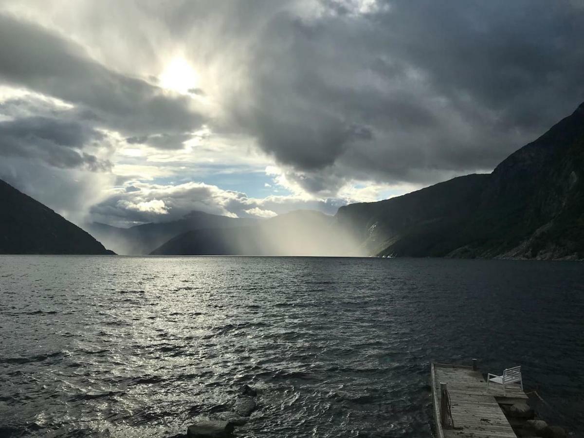 Villa Fjordperlen Eidfjord Exterior foto